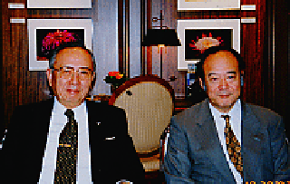 021201withProfKaihara.gif